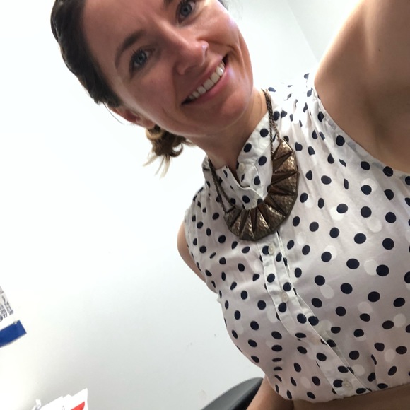 Meet your Posher, Ann! - Picture 2 of 4